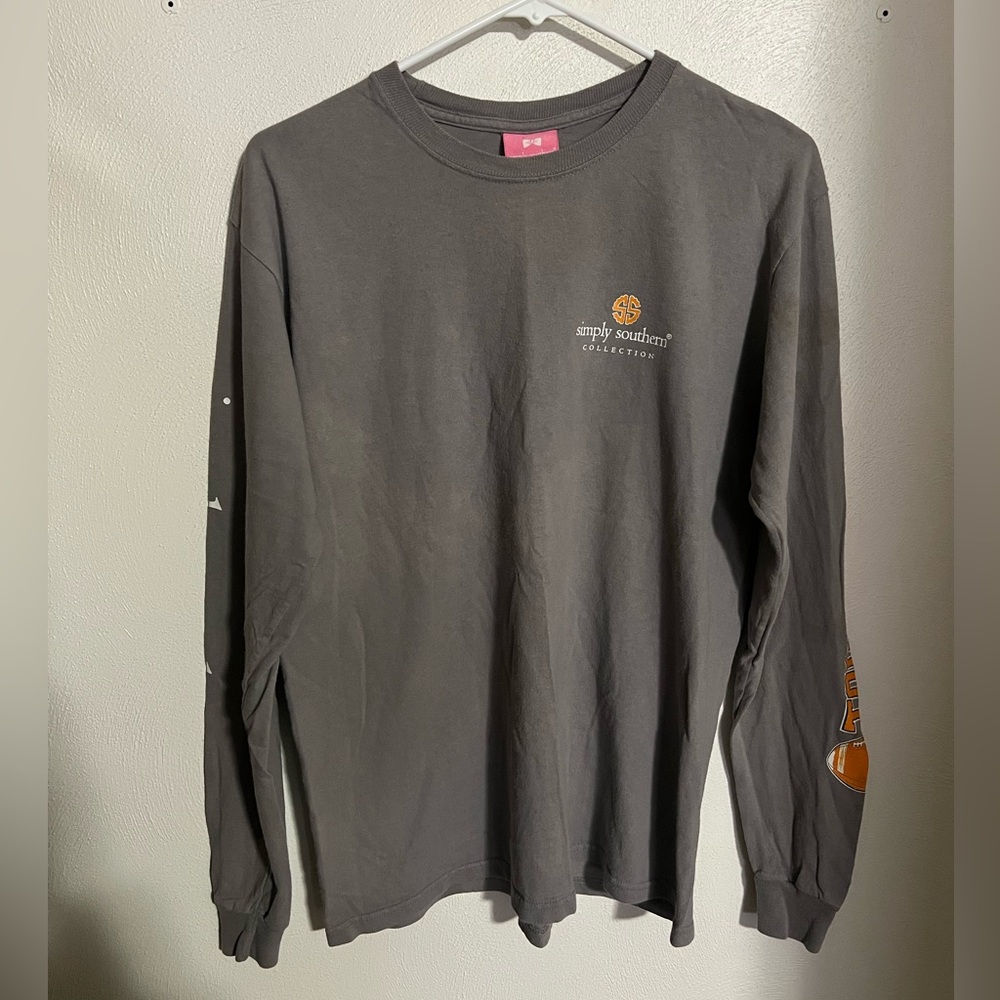 SIMPLY SOUTHERN Classic Athleisure Football Long Sleeve T Shirt Grey Orange Sz M